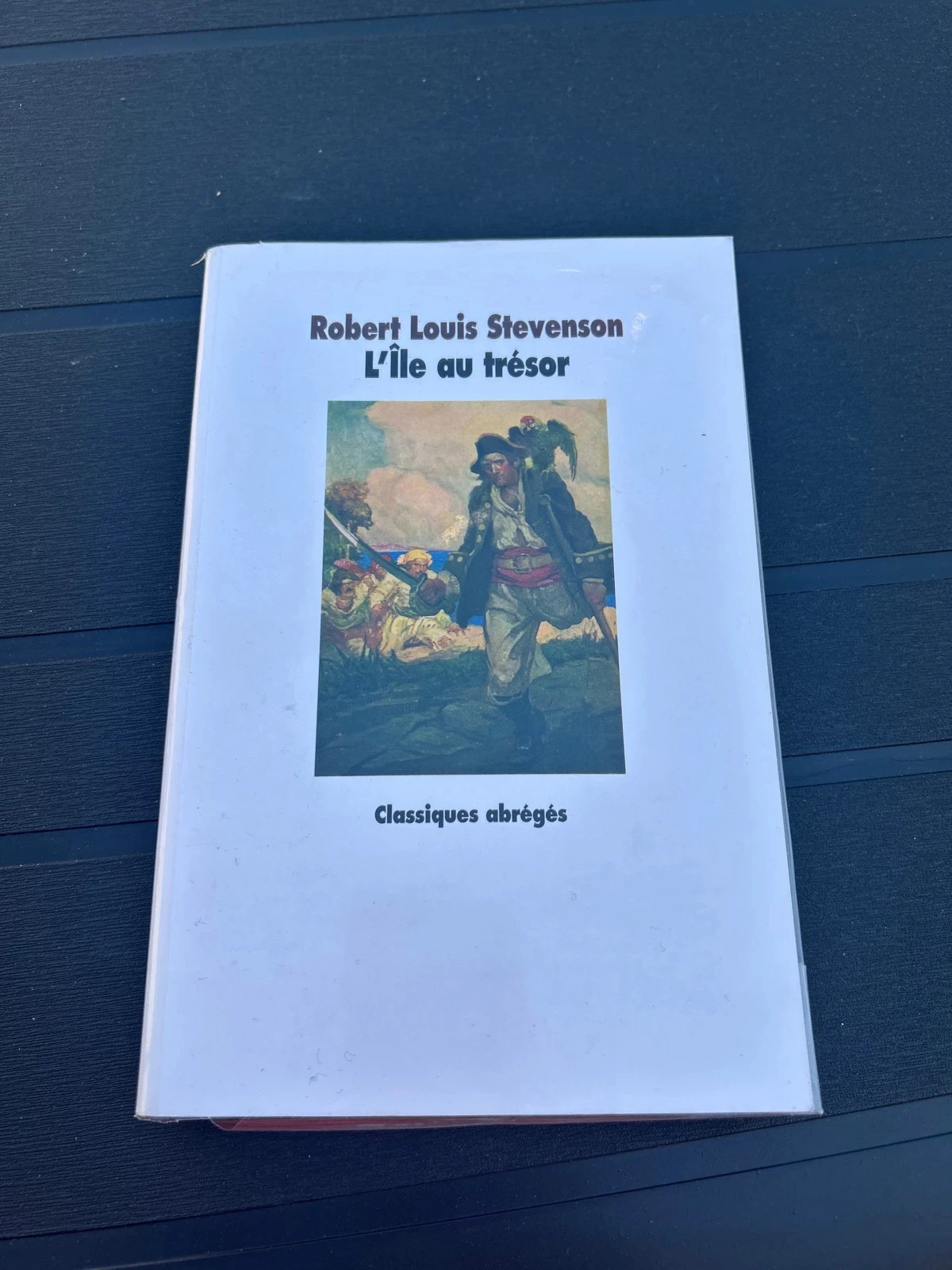 Livre l’île au trésor Robert Louis stevenson école des loisirs